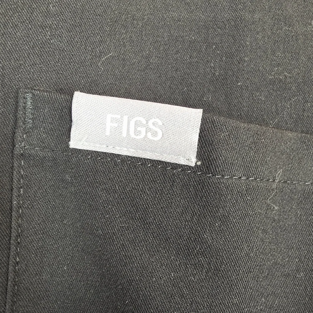 Figs Scrub Uniform Shirt Sz Large Adult Shirt‎ Sleeve Casual Work. D108